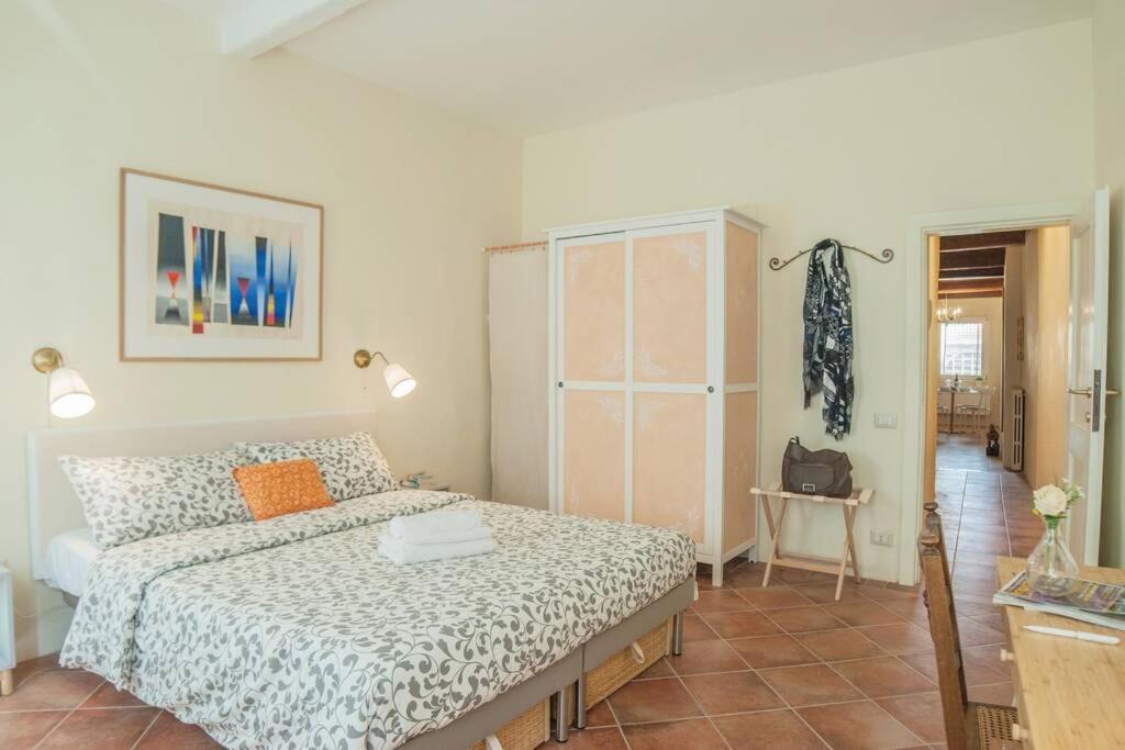 Cozy Macci Flat 4 People Near Santa Croce Square Leilighet Firenze Eksteriør bilde